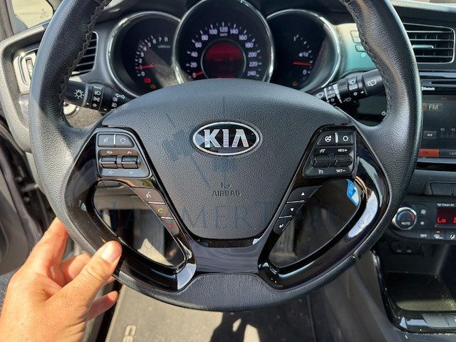 Kia cee'd 1.4i fifa world cup edition 100, 2015 - afbeelding 10 van  30