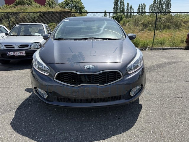 Kia cee'd 1.4i fifa world cup edition 100, 2015 - afbeelding 12 van  30
