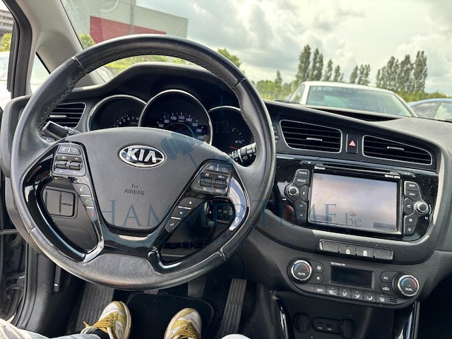 Kia cee'd, 1.4i fifa world cup edition,2015 - afbeelding 7 van  32