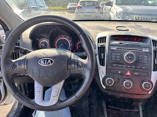 Kia cee'd 1.4i lx isg ecodynamics, 2011 - afbeelding 7 van  33