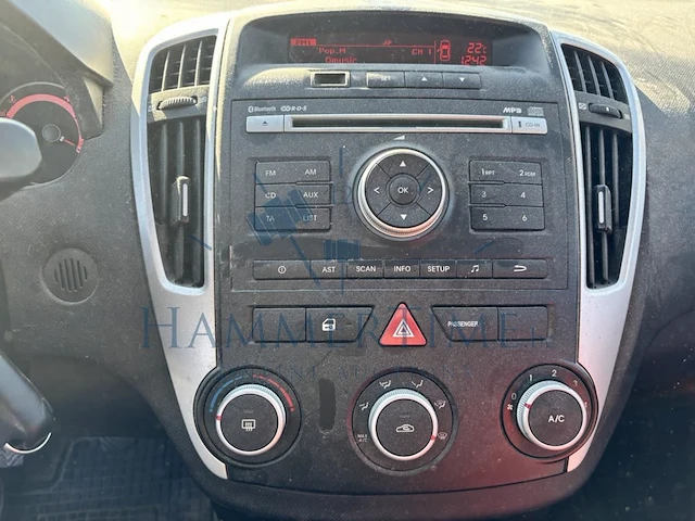 Kia cee'd 1.4i lx isg ecodynamics, 2011 - afbeelding 8 van  33