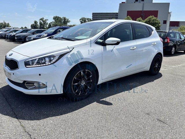 Kia cee'd 1.6 crdi lounge, 2014 - afbeelding 1 van  29
