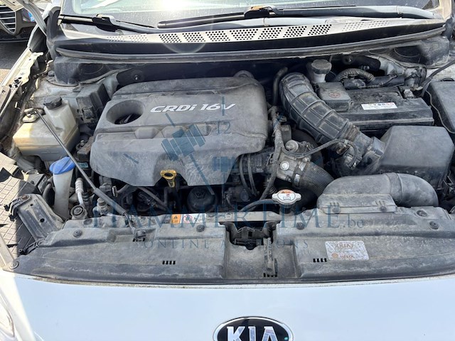 Kia cee'd 1.6 crdi lounge, 2014 - afbeelding 19 van  29