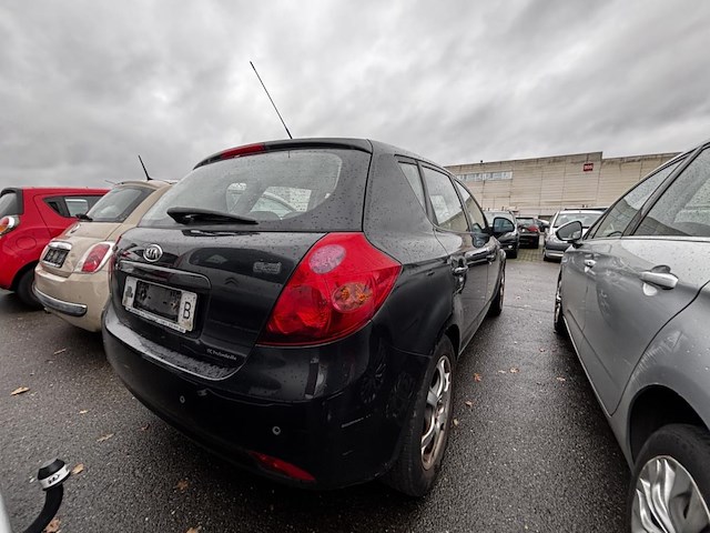 Kia cee'd 1.6 crdi lx isg ecodynamics, 2007 - afbeelding 30 van  35