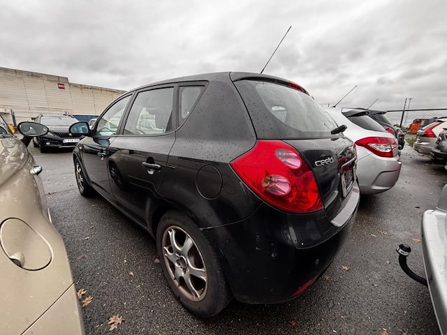 Kia cee'd 1.6 crdi lx isg ecodynamics, 2007 - afbeelding 31 van  35