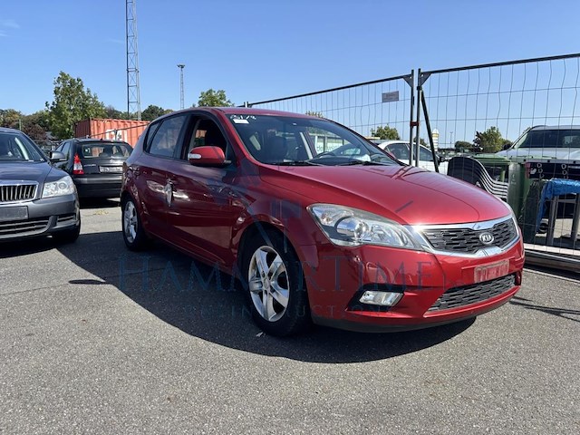 Kia cee'd, 2010 - afbeelding 23 van  32