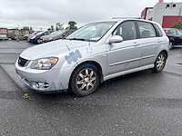 Kia cerato 1.6i 16v lx, 2007
