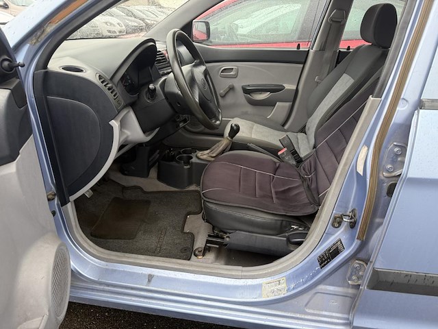 Kia picanto 1.1i 12v ex, 2004 - afbeelding 24 van  26