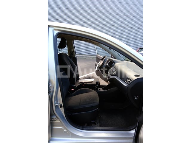 Kia picanto car (vin:knabx511act191971) - afbeelding 24 van  36