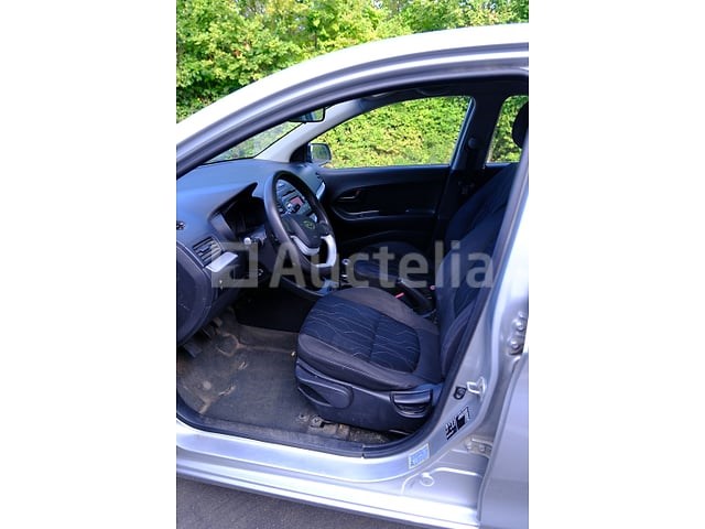 Kia picanto car (vin:knabx511act191971) - afbeelding 32 van  36