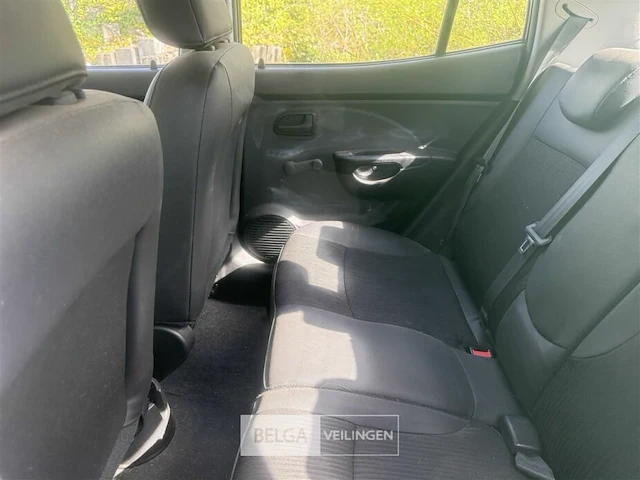 Kia piccanto - chassisnummer kneba24428t547211 - afbeelding 6 van  8