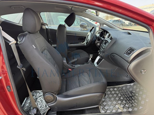 Kia pro_cee'd - 2013 1.6 crdi lounge isg, 2013 - afbeelding 19 van  27