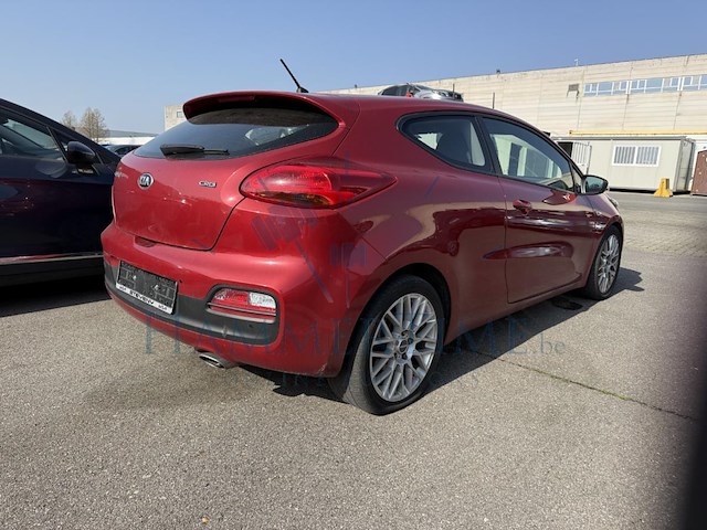 Kia pro_cee'd - 2013 1.6 crdi lounge isg, 2013 - afbeelding 22 van  27