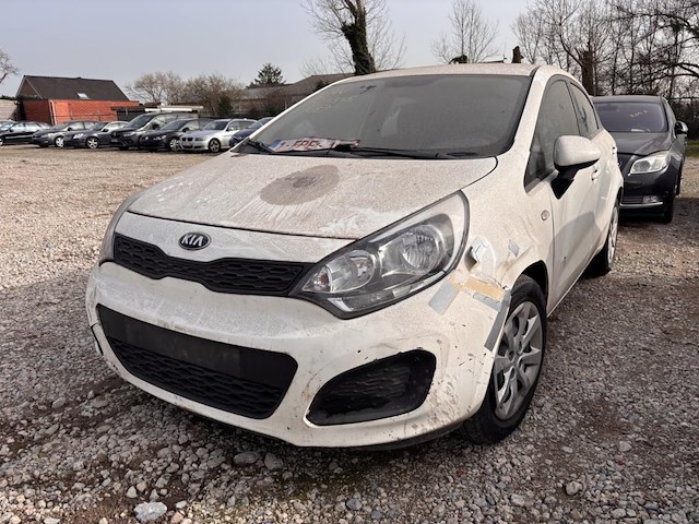 Kia rio - afbeelding 1 van  10