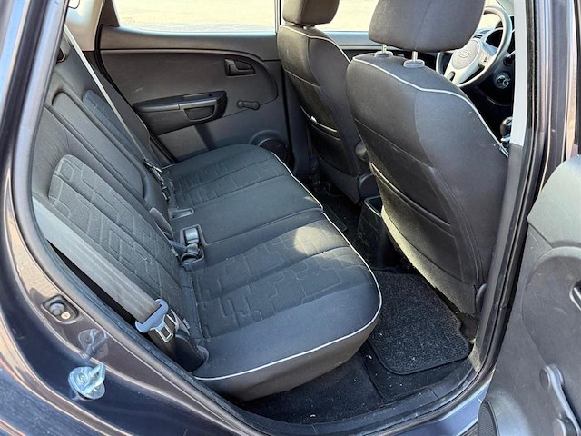 Kia venga, 2010 - afbeelding 16 van  23