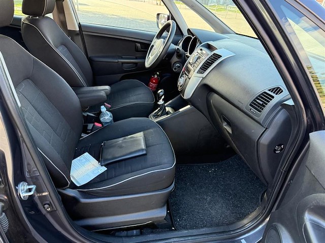 Kia venga, 2010 - afbeelding 17 van  23