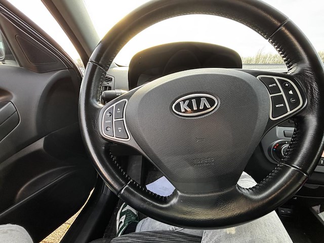 Kia/pro cee'd 1 6 iwhite, 2010 - afbeelding 7 van  24