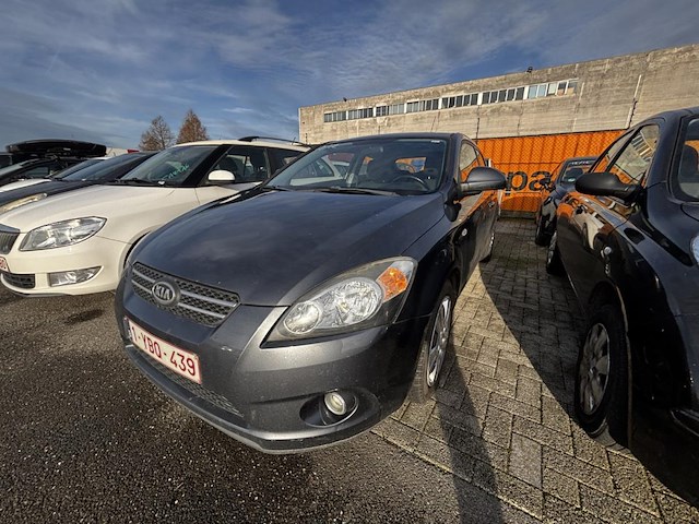 Kia/pro cee'd 1 6 iwhite, 2010 - afbeelding 1 van  24