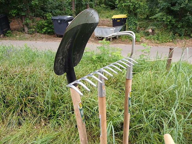 Kibani opbergsysteem incl 4 tuintools - afbeelding 10 van  10