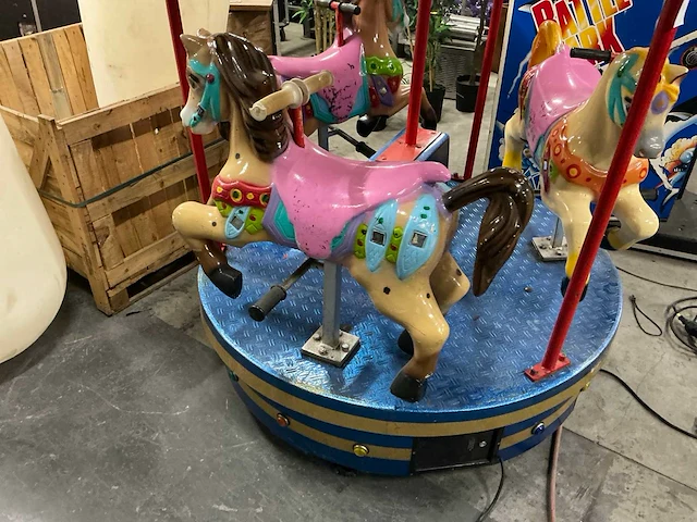 Kiddy ride - afbeelding 2 van  7