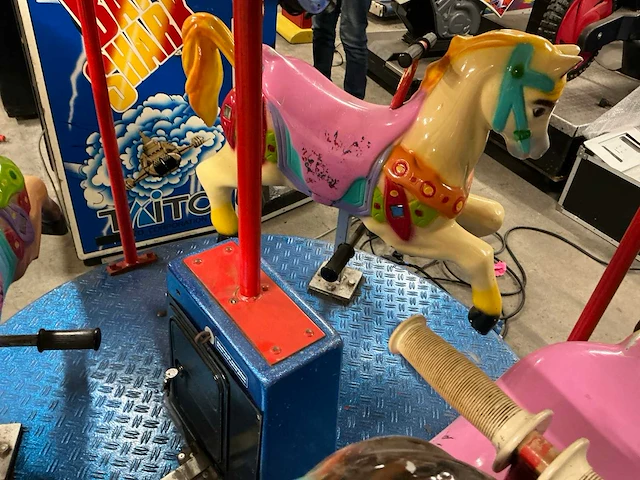 Kiddy ride - afbeelding 4 van  7