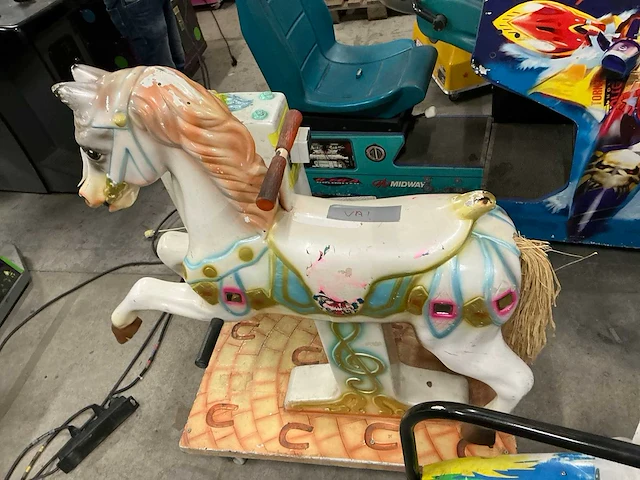 Kiddy ride - afbeelding 4 van  4