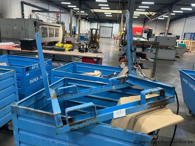 Kiepframe van het merk bauer südlohn, type bst 90, bouwjaar 2017. cap 2000kg - afbeelding 1 van  2