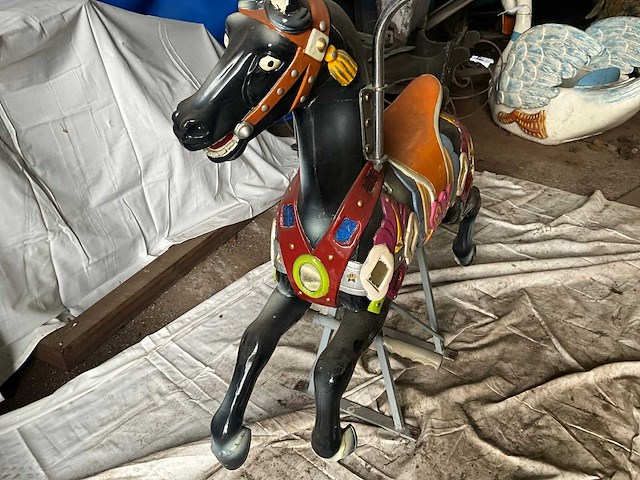 Kind carrouselpaard - afbeelding 5 van  7