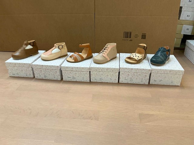 Kinder design schoenen 20 (6x) - afbeelding 1 van  14