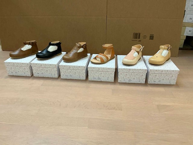 Kinder design schoenen 23 (6x) - afbeelding 1 van  14