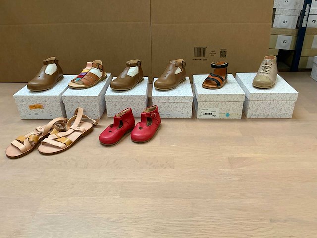 Kinder design schoenen (8x) - afbeelding 1 van  10