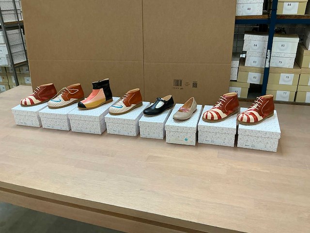 Kinder design schoenen (8x) - afbeelding 1 van  20