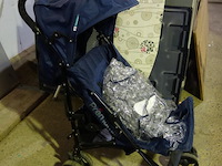 Kinderbuggy met regenscherm - afbeelding 2 van  2