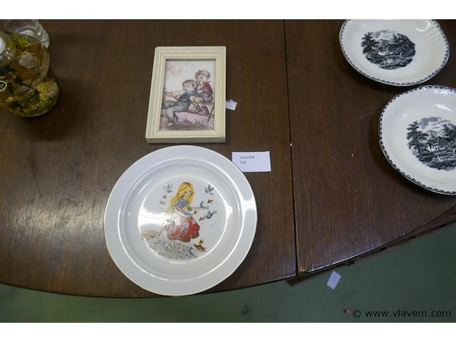 Kinderkadertje en sierbord - afbeelding 1 van  1