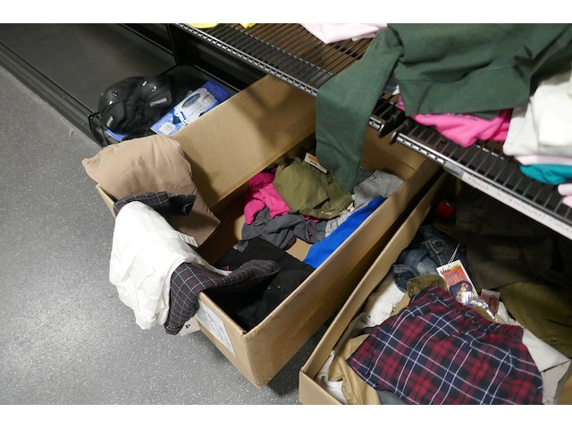 Kinderkledij - afbeelding 2 van  14