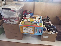 Kinderkleding, schoenen