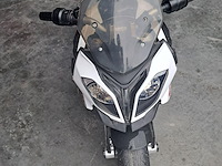 Kindermoto bmw s 1000xr elektrische werking onbekend l 1000mm h 670mm b 500mm - afbeelding 2 van  11