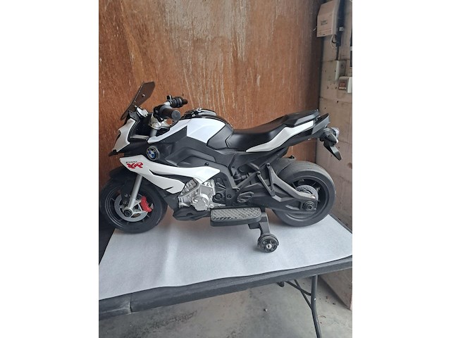 Kindermoto bmw s 1000xr elektrische werking onbekend l 1000mm h 670mm b 500mm - afbeelding 4 van  11