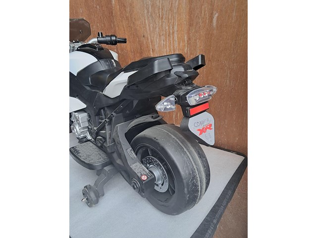 Kindermoto bmw s 1000xr elektrische werking onbekend l 1000mm h 670mm b 500mm - afbeelding 5 van  11