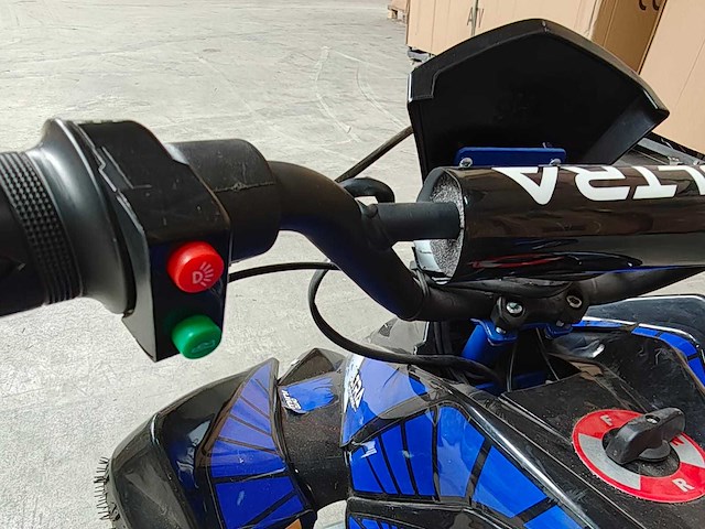 Kinderquad ultra 800w blue - afbeelding 2 van  3