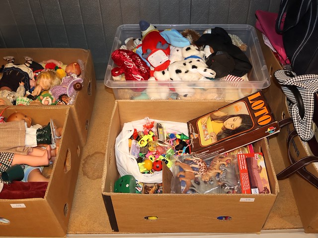 Kinderspeelgoed en knuffels - afbeelding 1 van  6