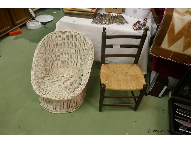 Kinderstoeltjes - afbeelding 1 van  1