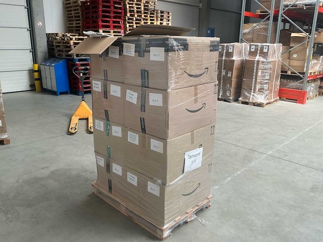 Kinderverkleding retourgoederen - afbeelding 2 van  2