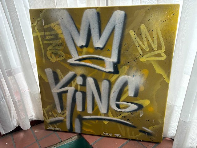Kings table graffiti kunstwerk - afbeelding 3 van  3
