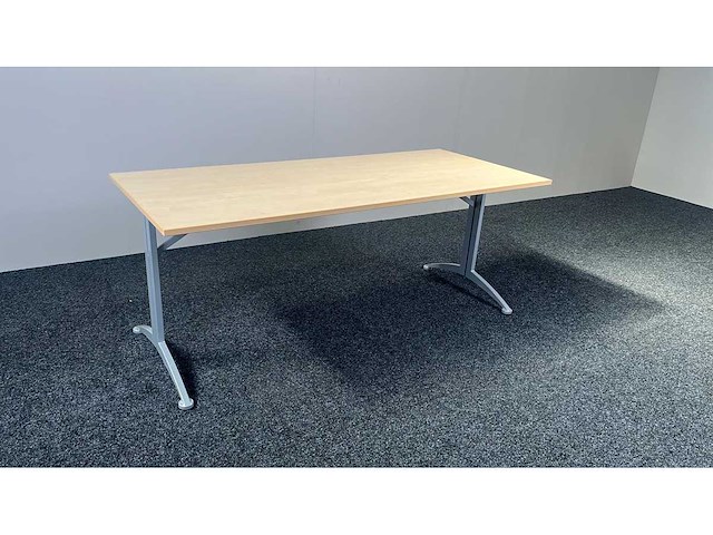Kinnarps - bureau (6x) - afbeelding 1 van  2