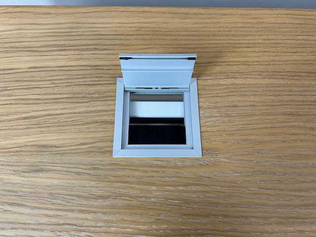 Kinnarps - bureau - afbeelding 12 van  14