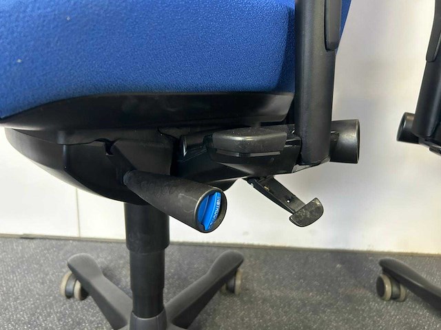 Kinnarps - desk chair (2x) - afbeelding 6 van  7
