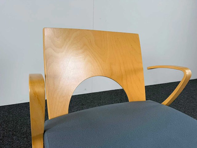 Kinnarps - lounge chair - fauteuil - afbeelding 4 van  4