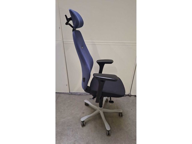 Kinnarps - plus(6) - ergonomische bureaustoel refrubished - afbeelding 10 van  14