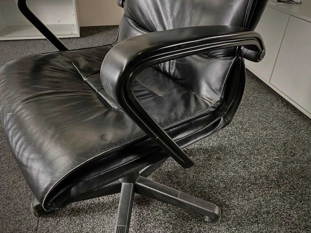 Kinnarps - zit sta directie bureau elektrisch verstelbaar - office set - bureautafel - afbeelding 4 van  26